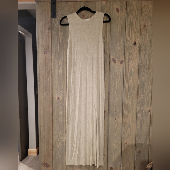 Knit dress- high end - Picture 2 of 3